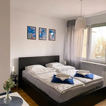 بيت ضيافة Twarda 66 W Centrum Warszawy